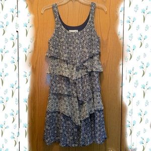 Robbie Bee Dress. Size 6. Navy and cream.